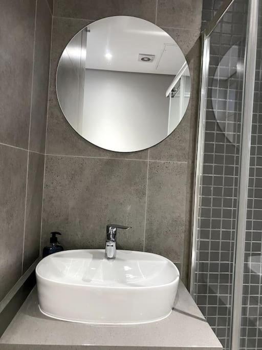 Apartment Upmarket Modern 1 Bedroom